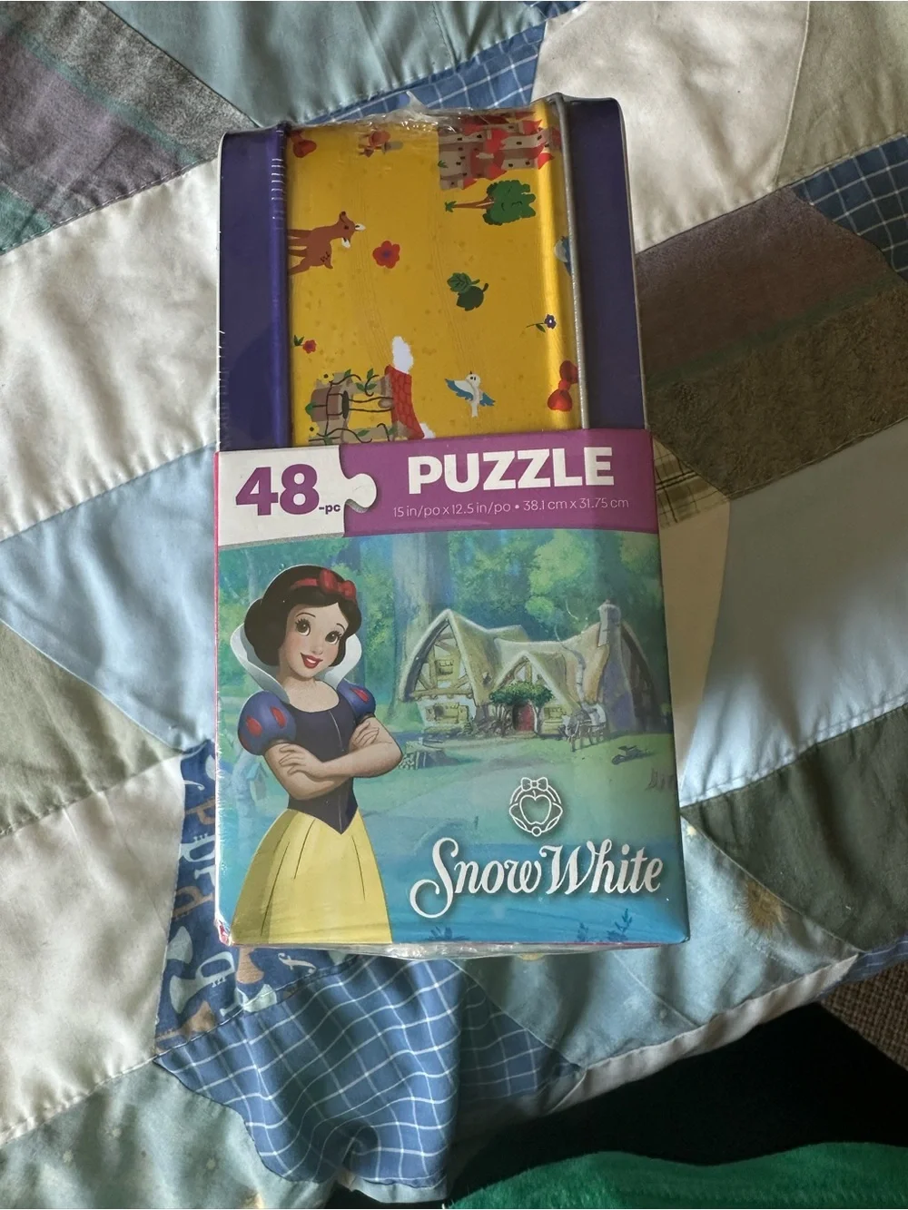 Disney Princess Snow White Puzzle Tin – Yellow, Blue & Red